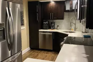 130 Lakeshore Dr, North Palm Beach, FL 33408 - Photo 2