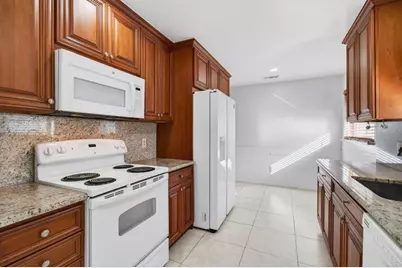 6100 Olivewood Circle, Greenacres, FL 33463 - Photo 18