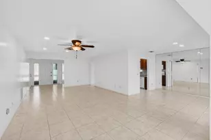 6100 Olivewood Cir, Greenacres, FL 33463 - Photo 14