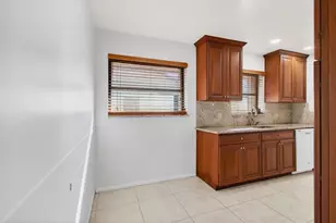 6100 Olivewood Cir, Greenacres, FL 33463 - Photo 20