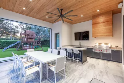 1768 Breakers West Boulevard W, West Palm Beach, FL 33411 - Photo 14