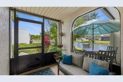 154 Lake Rebecca Drive, West Palm Beach, FL 33411 - Photo 22