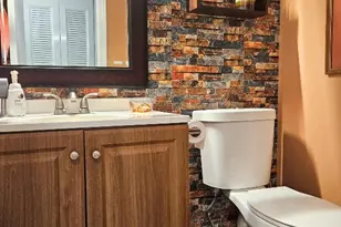 417 Windsor R, West Palm Beach, FL 33417 - Photo 16