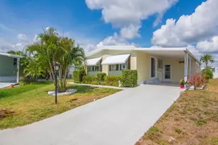 196 NE Emerald Dr, Jensen Beach, FL 34957 - Photo 4