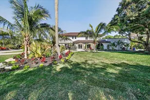 37 E High Point Rd, Sewalls Point, FL 34996 - Photo 10