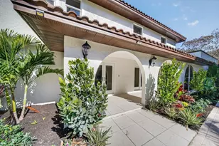 37 E High Point Rd, Sewalls Point, FL 34996 - Photo 8