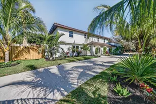 37 E High Point Rd, Sewalls Point, FL 34996 - Photo 6