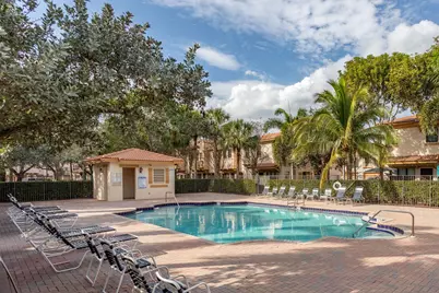 4751 Grand Cypress Circle N, Coconut Creek, FL 33073 - Photo 32
