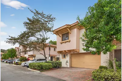 4751 Grand Cypress Circle N, Coconut Creek, FL 33073 - Photo 2