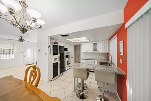 1535 NW 70th Ln, Margate, FL 33063 - Photo 10