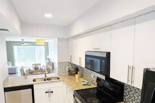 11596 NW 45th St, Coral Springs, FL 33065 - Photo 2