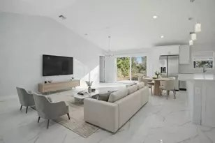 4593 SW Sw Bradbury Street St, Port Saint Lucie, FL 34953 - Photo 8