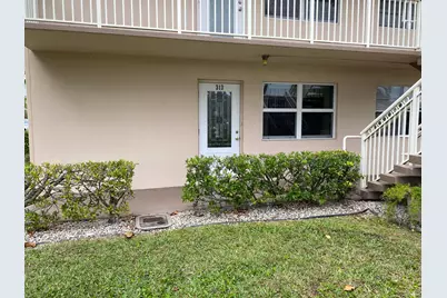 313 Chatham #P, West Palm Beach, FL 33417 - Photo 1