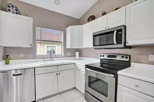 6251 Long Key Ln, Boynton Beach, FL 33472 - Photo 6