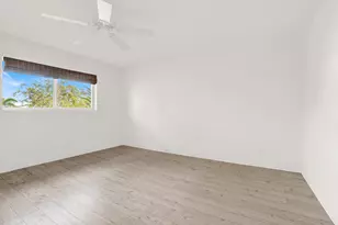 32 Colonial Club Dr, Boynton Beach, FL 33435 - Photo 28