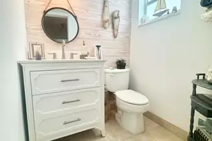 32 Colonial Club Dr, Boynton Beach, FL 33435 - Photo 22