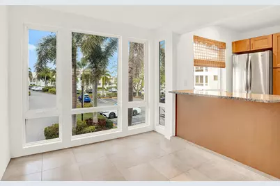 32 Colonial Club Drive #203, Boynton Beach, FL 33435 - Photo 6