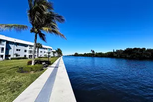 32 Colonial Club Dr, Boynton Beach, FL 33435 - Photo 24