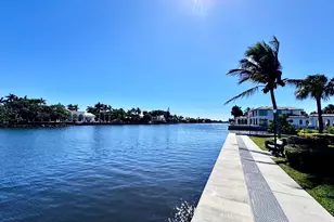 32 Colonial Club Dr, Boynton Beach, FL 33435 - Photo 6