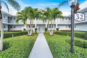 32 Colonial Club Dr, Boynton Beach, FL 33435 - Photo 46