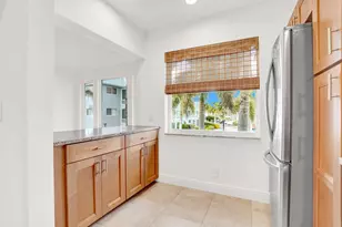 32 Colonial Club Dr, Boynton Beach, FL 33435 - Photo 8