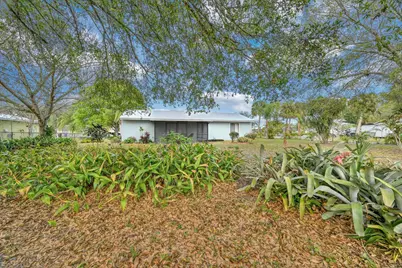1765 24th Place SW, Vero Beach, FL 32962 - Photo 4