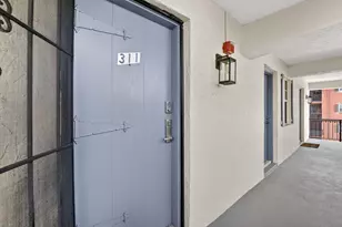 650 Tennis Club Dr, Fort Lauderdale, FL 33311 - Photo 12