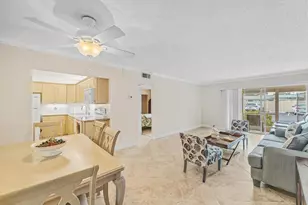 959 SE 2nd Ave, Deerfield Beach, FL 33441 - Photo 2