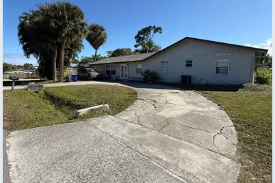 2566 SE Bonita Street, Stuart, FL 34997 - Photo 4