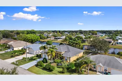 2019 SE Mantua Street, Port Saint Lucie, FL 34952 - Photo 10