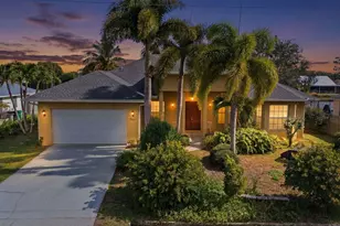 2019 SE Mantua St, Port Saint Lucie, FL 34952 - Photo 2