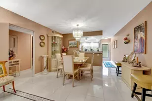 2403 Antigua Cir, Pompano Beach, FL 33066 - Photo 10