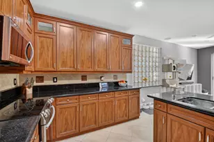 7132 Craw Key Way, Lake Worth, FL 33467 - Photo 18