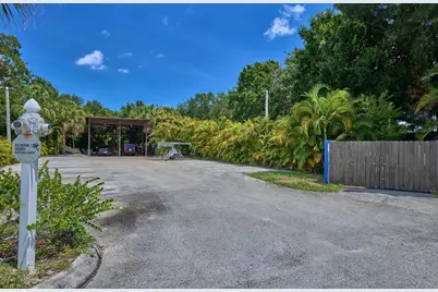 2155 NW Federal Highway, Jensen Beach, FL  - Photo 6