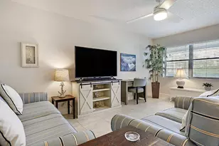 134 Lyndhurst F, Deerfield Beach, FL 33442 - Photo 6