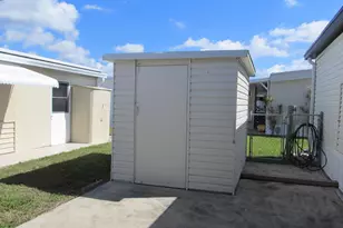 53021 Del Rio Bay, Boynton Beach, FL 33436 - Photo 6