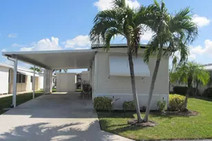 53021 Del Rio Bay, Boynton Beach, FL 33436 - Photo 4