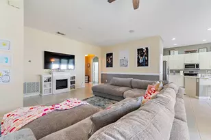 10640 SW Waterway Ln, Port Saint Lucie, FL 34987 - Photo 8