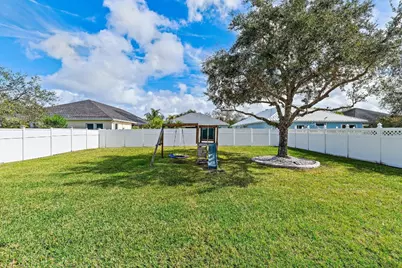 10640 SW Waterway Lane, Port Saint Lucie, FL 34987 - Photo 32