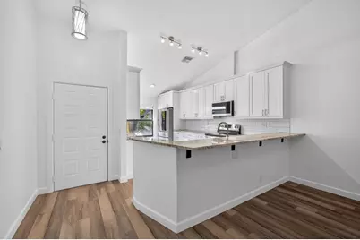 703 Saint Giles Court, Palm Beach Gardens, FL 33418 - Photo 12