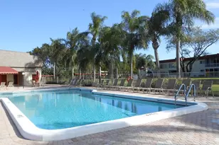 12 Willowbrook Ln, Delray Beach, FL 33446 - Photo 14