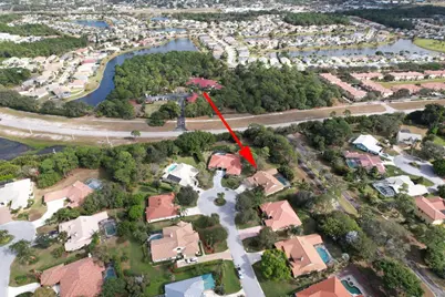 1118 SW Forest Hill Cove, Port Saint Lucie, FL 34986 - Photo 2