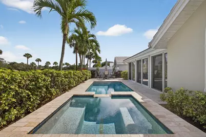 2386 Saratoga Bay Drive, West Palm Beach, FL 33409 - Photo 8