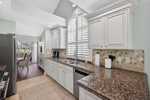 2386 Saratoga Bay Dr, West Palm Beach, FL 33409 - Photo 32