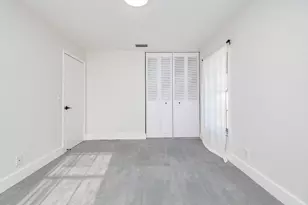 604 Laconia Cir, Lake Worth, FL 33467 - Photo 18