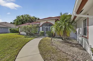 1940 S Club Dr, Wellington, FL 33414 - Photo 4