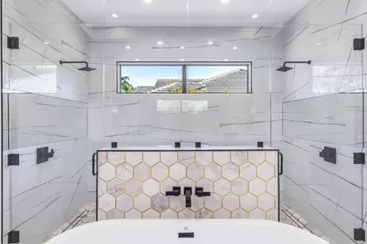 2719 Embassy Drive, West Palm Beach, FL 33401 - Photo 20