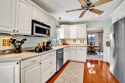 6010 Petaluma Drive, Boca Raton, FL 33433 - Photo 6