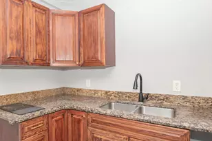 438 Roseland Dr, West Palm Beach, FL 33405 - Photo 4