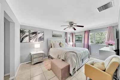 213 SE Eyerly Avenue, Port Saint Lucie, FL 34983 - Photo 10